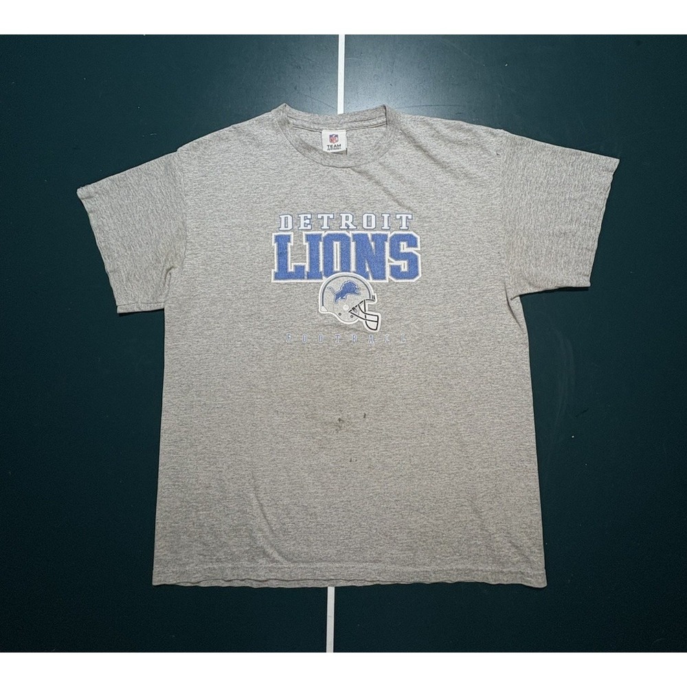 Vintage NFL Detroit Lions T-Shirt Large Gray Blue Retro Helmet Logo Football